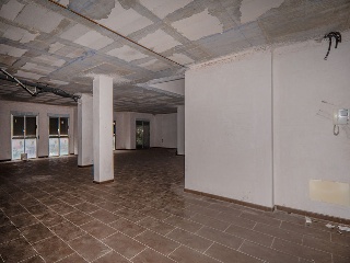 Local comercial en Av Construcción 29