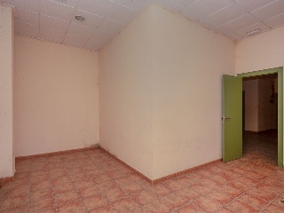 Local en C/ Angel Nieto 77