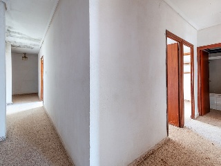 03987-0001 31