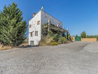 Edificio en Carretera C-14 97