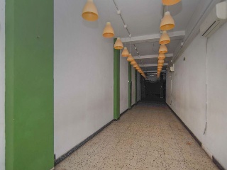 Local en C/ Viladomat 42