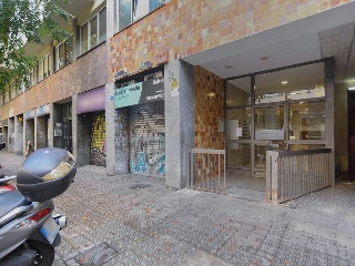 Local en C/ Viladomat 48