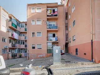 Piso en calle Mimosa, Girona 3