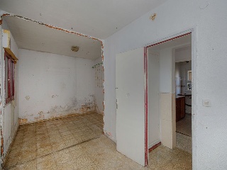 Piso en calle Mimosa, Girona 6