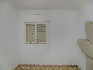 Piso en calle Mimosa, Girona 11