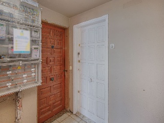 Piso en calle Mimosa, Girona 19