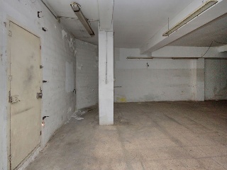 Local comercial en C/ Baldomer Sola - Badalona - Barcelona 21