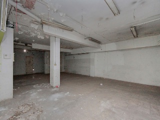 Local comercial en C/ Baldomer Sola - Badalona - Barcelona 25
