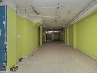 Local comercial en C/ Baldomer Sola - Badalona - Barcelona 33