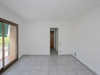 Piso en C/ Romania - Terrassa - 3