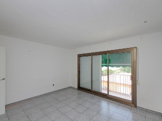 Piso en C/ Romania - Terrassa - 4