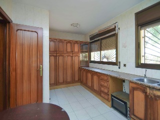 Chalet aislado en Av Can Amat 4