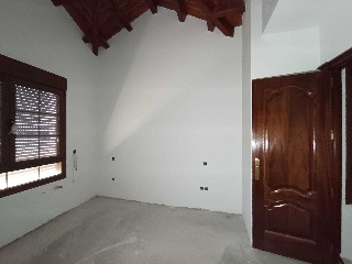 Chalet independiente en Villa del Prado - Madrid - 10