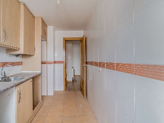 Piso en C/ Esteban Saez de Alvarado - Burgos - 13