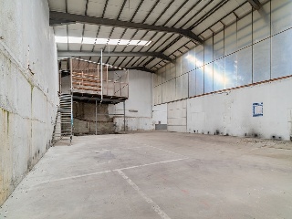 Nave industrial C/ Siete Picos, Pol. Ind. El Cerro, Segovia 25