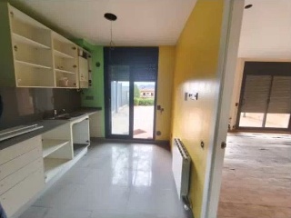 Chalet adosado en Sant Esteve Sesrovires (Barcelona) 2