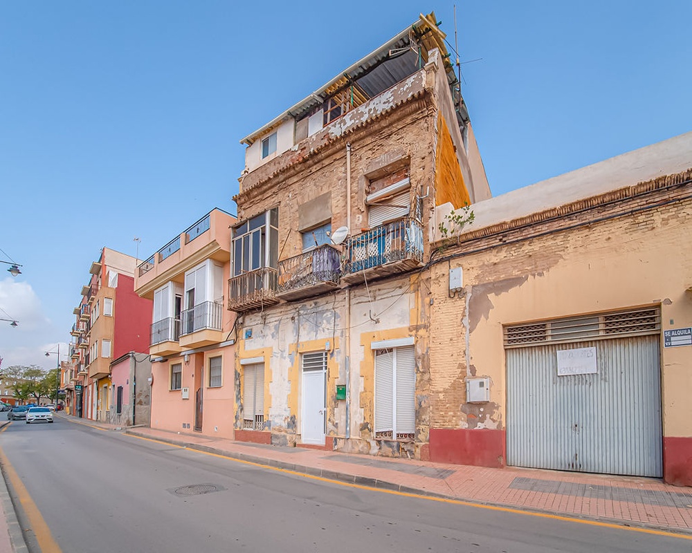 Suelo urbano consolidado en Pz de La Constitución - Cartagena - Murcia