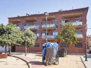 Piso en venta en Canovelles de 62  m²