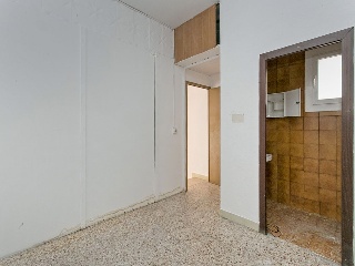 Local en Sant Vicenç dels Horts (Barcelona) 16