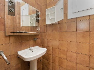 Local en Sant Vicenç dels Horts (Barcelona) 17