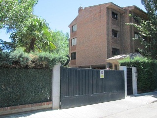 Piso y garaje en C/ Manises, Pozuelo de Alarcón (Madrid) 2
