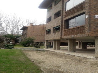 Piso y garaje en C/ Manises, Pozuelo de Alarcón (Madrid) 4