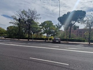 Local en C/ Martínez Izquierdo, Madrid 3