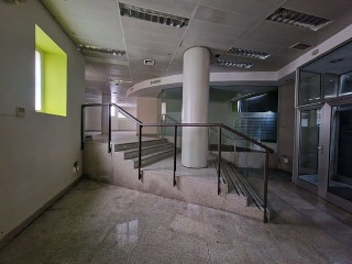 Local en C/ Martínez Izquierdo, Madrid 10