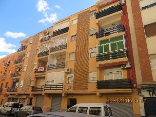 Piso en venta en Torrent de 67  m²