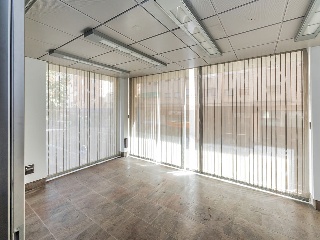 Locales en C/ Pablo Iglesias - Castellón - 8