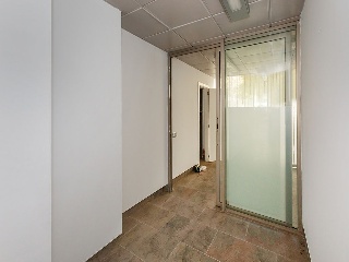 Locales en C/ Pablo Iglesias - Castellón - 16