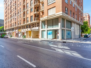 Locales en C/ Pablo Iglesias - Castellón - 23