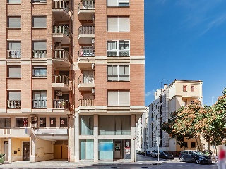 Locales en C/ Pablo Iglesias - Castellón - 24