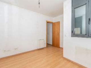 Piso y garaje en C/ Amadeus Vives, Linyola (Lleida) 11