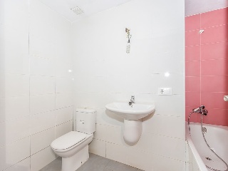 Piso y garaje en C/ Amadeus Vives, Linyola (Lleida) 13