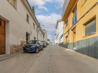 Piso y garaje en C/ Amadeus Vives, Linyola (Lleida) 20