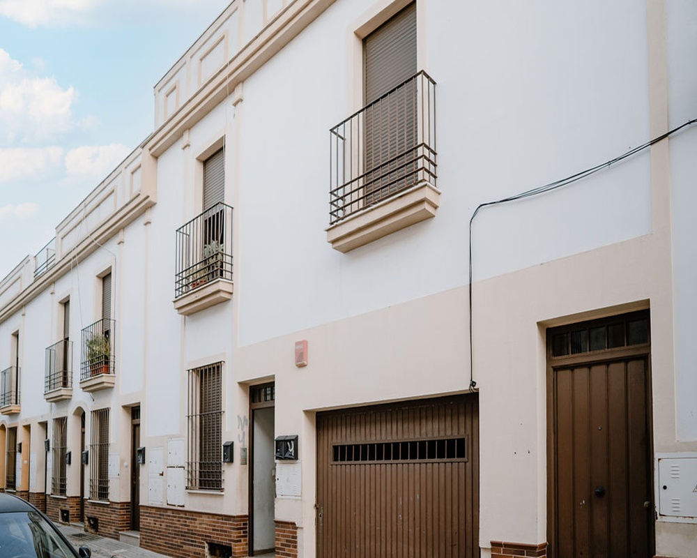 Promoción de viviendas, garajes y trasteros situados en Moguer, Huelva