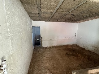 Casa adosada en C/ Castillo, La Puebla de los Infantes (Sevilla) 4