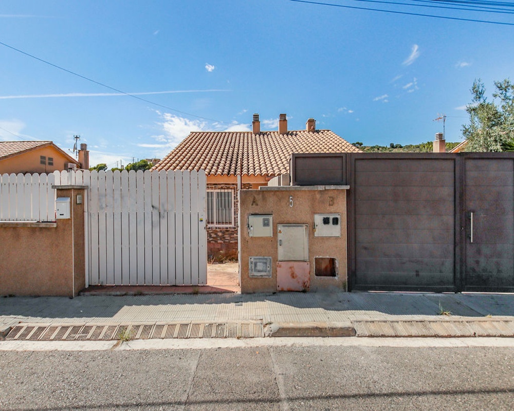 Chalet adosado en C/ Torre del Escipions