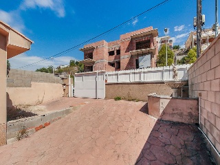 Chalet adosado en C/ Torre del Escipions 22
