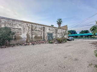 Nave Industrial en El Raal 3