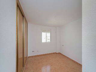 Piso en C/ Colonia Santa Isabel 9