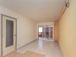 Piso con garaje en Av los Ángeles 3