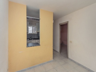 Piso con garaje en Av los Ángeles 4