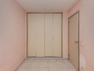 Piso con garaje en Av los Ángeles 8