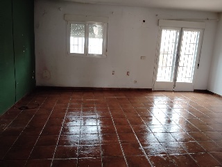 Chalet adosado en C/ Oropesa 5