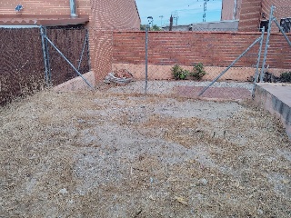 Chalet adosado en C/ Oropesa 20