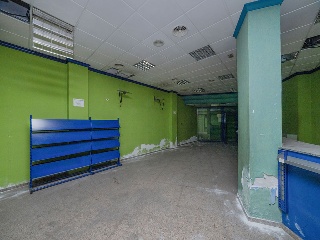 Local y garajes en Av Alfonso XIII - Elda - Alicante 45