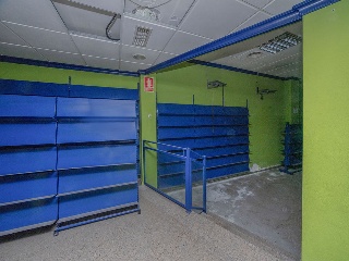 Local y garajes en Av Alfonso XIII - Elda - Alicante 47