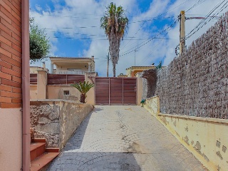 Chalet aislado en C/ Pirineu 32